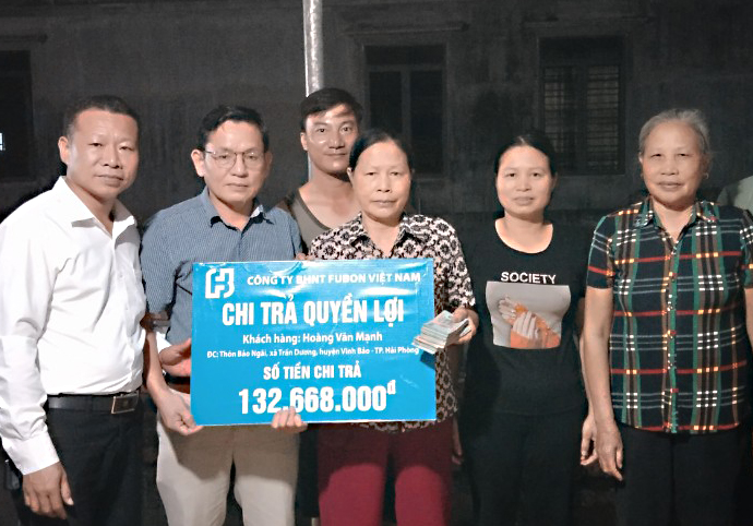 Tai nạn hy hữu, một khách hàng được Fubon Life Việt Nam chi trả hơn 130 triệu đồng quyền lợi bảo hiểm